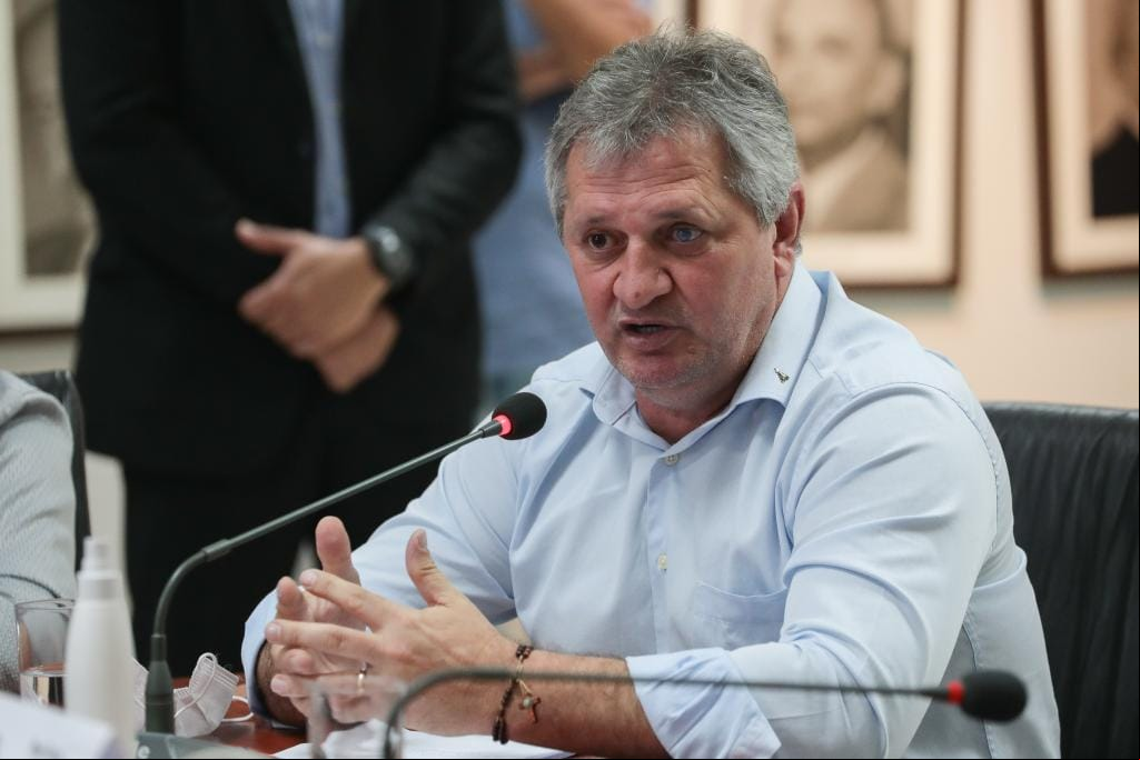 Deputado diz que tradings do agro só pensam em dinheiro e que moratória da soja "é uma vergonha”