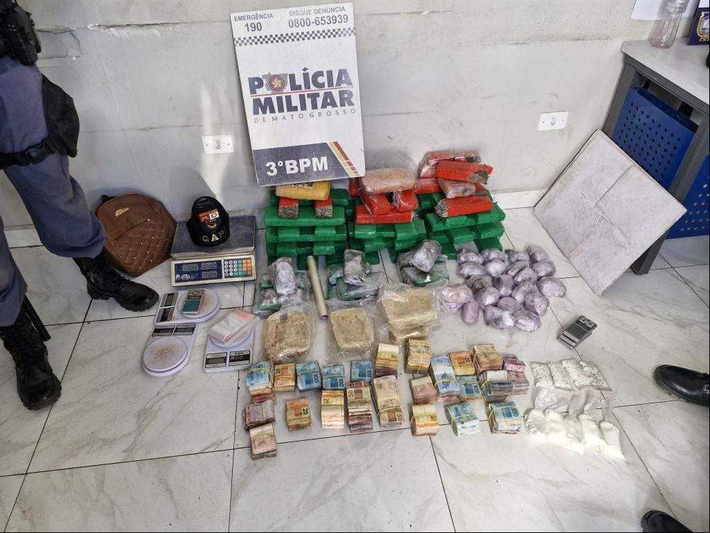 PM desarticula quadrilha, apreende drogas e R$ 87 mil em dinheiro em Cuiabá