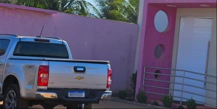 Secretário e primeira-dama são indiciados por uso de carros públicos em pescaria e clínica de beleza