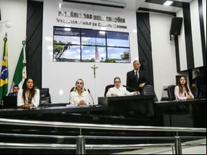 Vereadores pedem abertura de quatro Is para investigar gestão de Emanuel Pinheiro