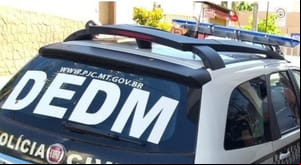 Rapaz é preso após agredir ex-namorada com socos e mata-leão, e usar PIX para ameaçá-la