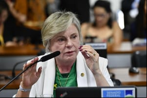 Primeiro condenado no Brasil pela lei do feminicídio pega 43 anos em regime fechado