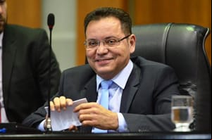 Grupo de Botelho prepara terreno para voltar ao comando da Mesa Diretora