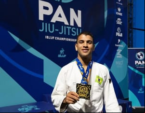 Bolsista de projeto do Governo de MT conquista título de campeão Pan-Americano de Jiu-Jitsu