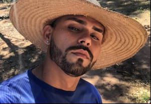 Jovem morre em grave acidente entre motocicleta e caminhonete na BR-163