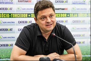Após parcelamento de dívida, Dresch alerta clubes: "Não negociem com o Corinthians"