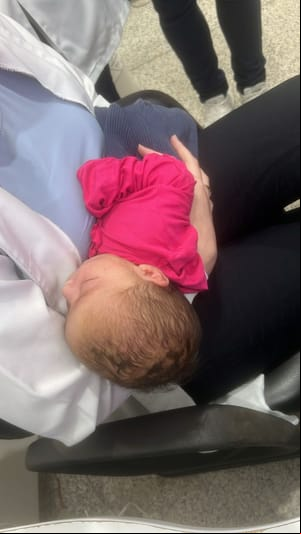 Bebê recém-nascida é encontrada abandonada em sacola na região do A