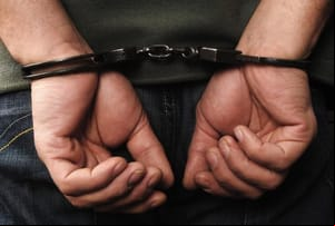 Policial Civil é preso em flagrante por importunação sexual em bar de Cuiabá