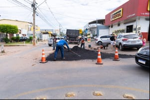 Mutirão tapa-buraco avança no A e Morada do Ouro com mais de 400 toneladas de massa asfáltica utilizadas
