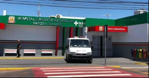 Após mãe capotar carro, menina de seis anos é atropelada por motorista embriagado e morre