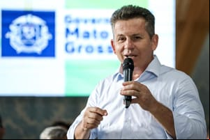 Mauro assina ordem de serviço para asfalto que vai reduzir distância entre Cuiabá e Campo Verde