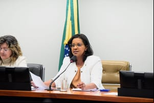 'Destino das emendas e aumento das atribuições municipais pautaram debates com prefeitos', diz Gisela