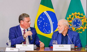 Fávaro terá que explicar por que pediu R$ 138 milhões extras para combater gripe aviária