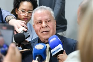 Afastado do cargo, Chico 2000 é alvo de operação por suspeita de compra de voto da eleição de 2024