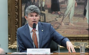 PL deve focar em nomes com coragem de pedir impeachment de ministros do STF, diz Medeiros