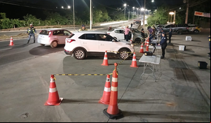 Operações Lei Seca terminam com treze motoristas detidos por embriaguez ao volante na capital